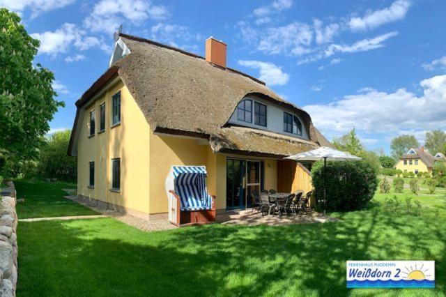 Familienfreundliches Reetdachhaus Weissdorn 2 Villa Puddemin Ngoại thất bức ảnh